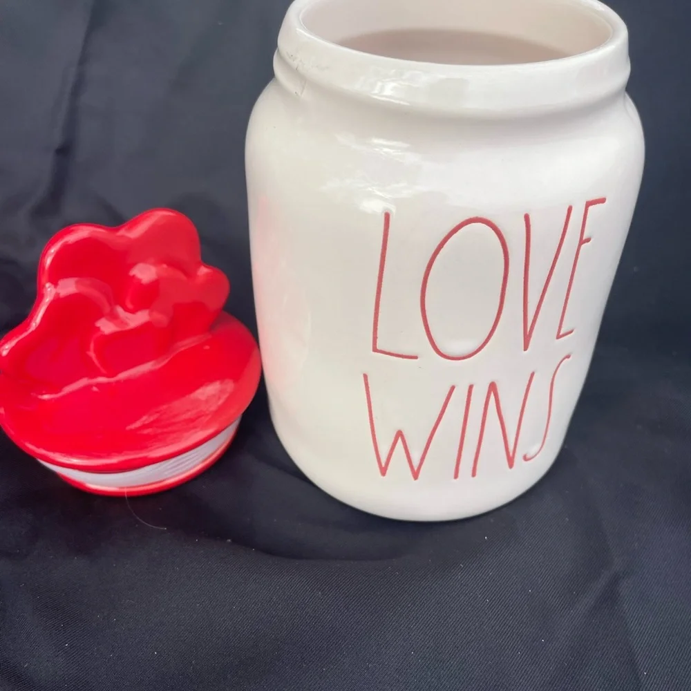 Rae DunnLove Wins Ceramic Jar